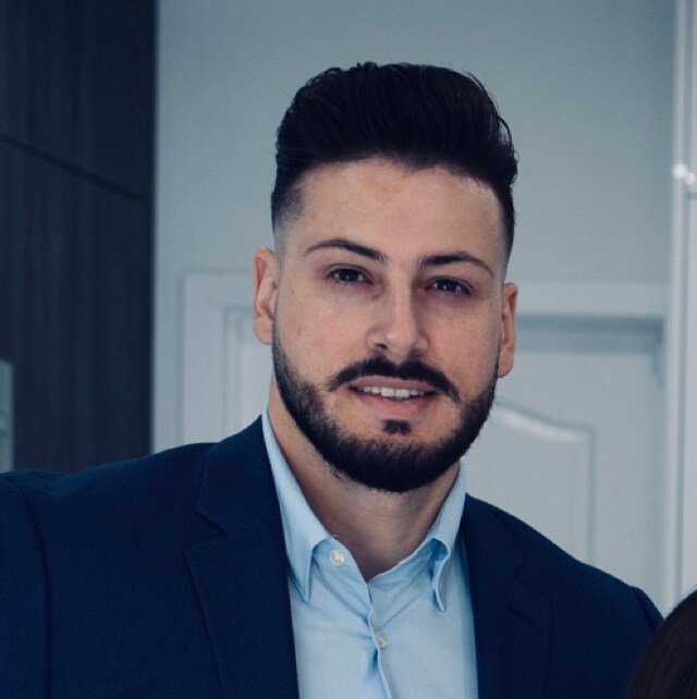 Agent Photo