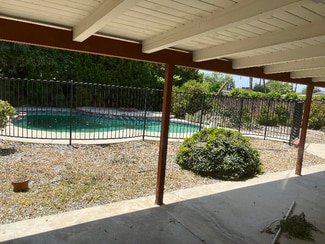 19336 Lanark St, Los Angeles, CA 91335