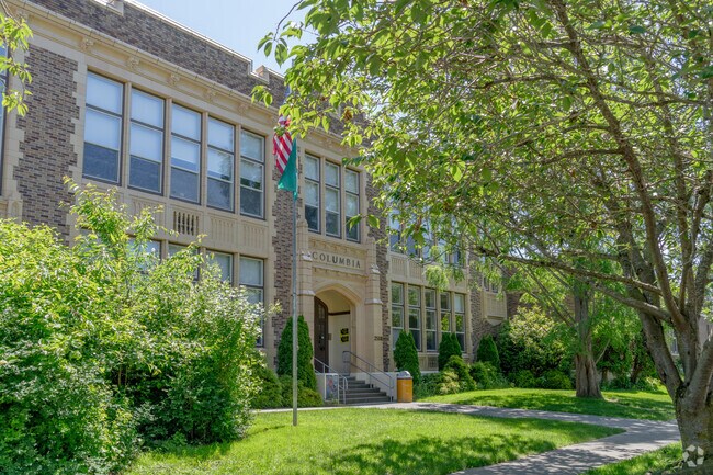 Columbia Elementary School building