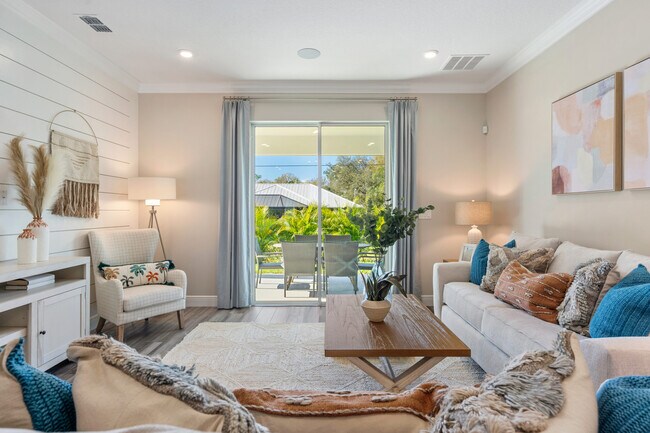 36 Woodlawn Dr, Palm Coast, FL 32164 - photo 7