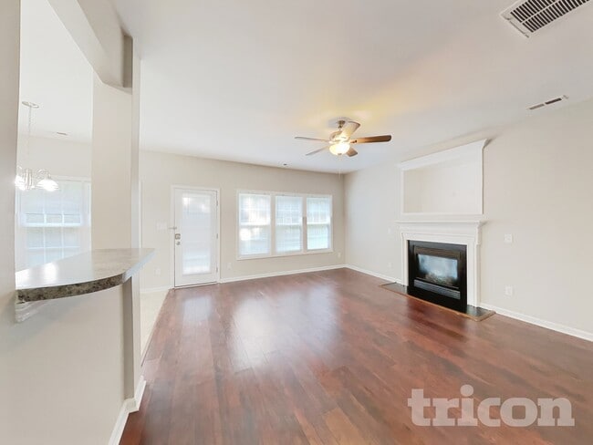 4053 Laurel Glen Dr, Raleigh, NC 27610 - photo 5