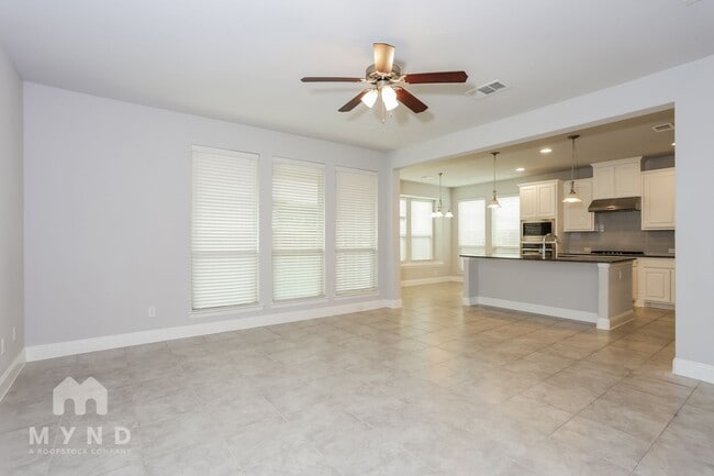 120 Knight of Realm Blvd, Lewisville, TX 75056 - photo 6