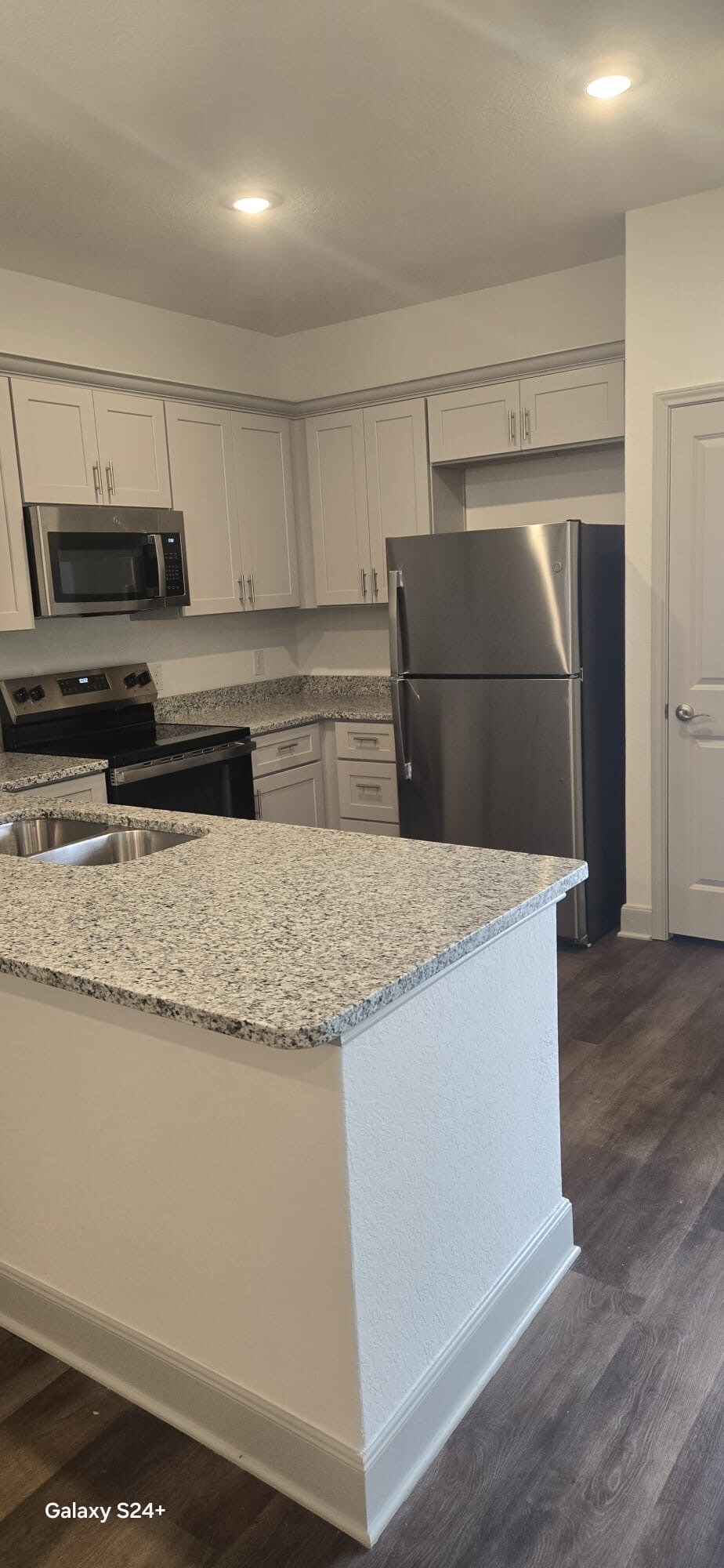 7712 Briarwood Pass unit 102, San Antonio, TX 78252 - photo 1