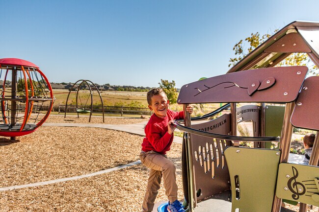 GLT - Ford-Field_Fall-185.jpg