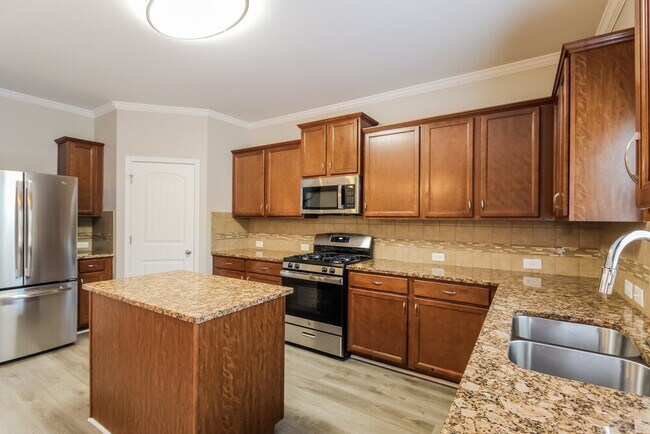 1416 Blue Sail Ave, Grayson, GA 30017 - photo 6