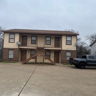 604 Race St Unit D, Crowley, TX 76036