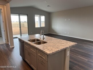 8898 N Pacific Park Dr, Prescott Valley, AZ 86315