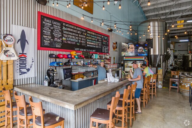 The Kohala Brewery serves some of the finest beers in the Lahaina area.