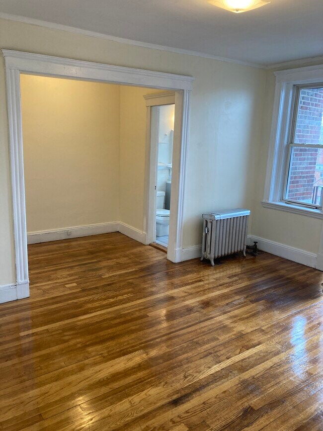 28 Quint Ave unit 8, Allston, MA 02134 - photo 3