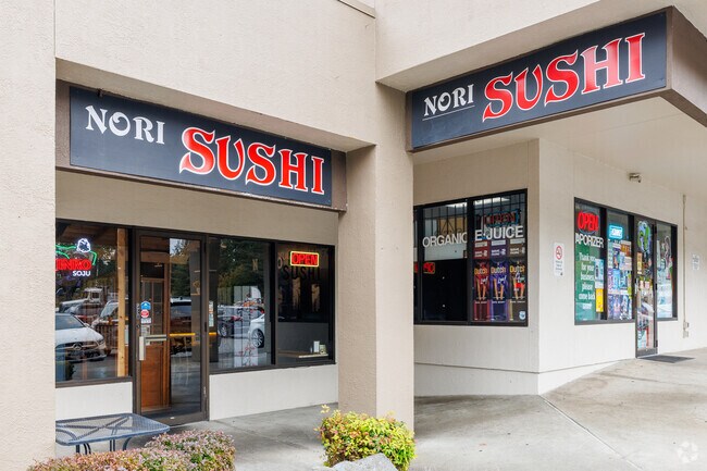 Adelaide locals can enjoy freshly made sushi and other dishes at Nori Sushi.