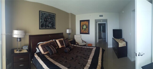 La Perla Ocean Residences unit 3601, Sunny Isles Beach, FL 33160 - photo 6