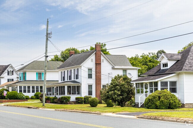 Downtown Atlantic features a row of homes that reflect the area’s mix of early 20th-century charm and rural simplicity.