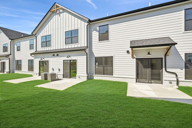 17475 Ebling Trail, Westfield, IN 46062 - photo 6