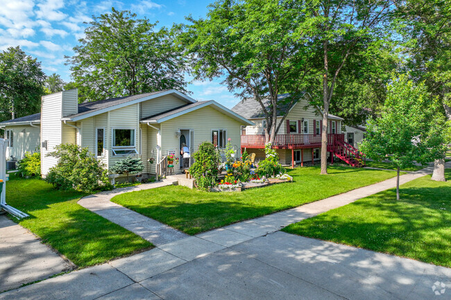 Ranch homes with manicured yards are common in the Francis neighborhood.