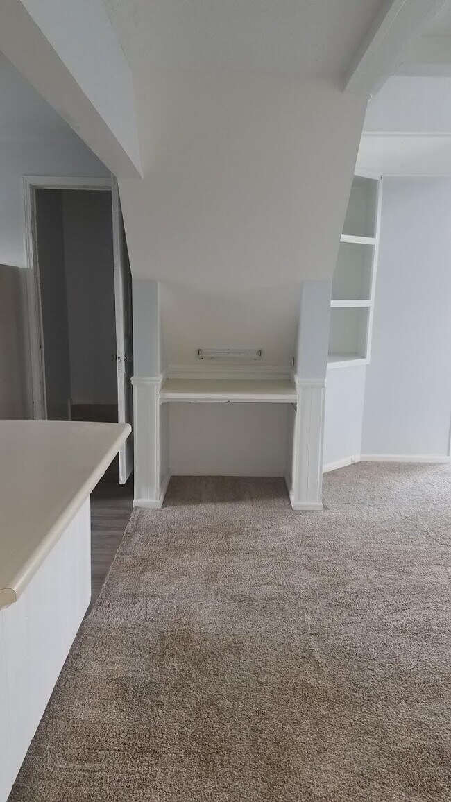 118 Center St Unit A, Findlay, OH 45840