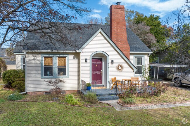 Give the bungalows around Cayce a little love.