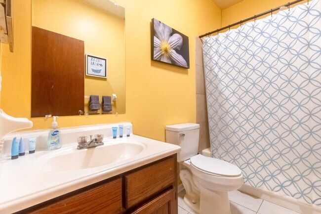 408 NW 5th Ave unit ID1359111P, Gainesville, FL 32601 - photo 5