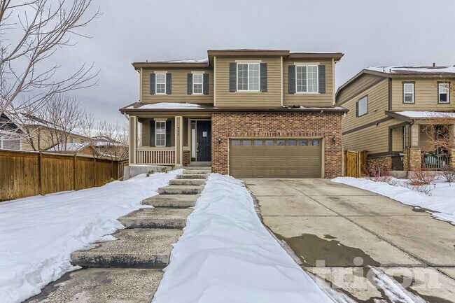 555 N Kewaunee Way, Aurora, CO 80018 - photo 2