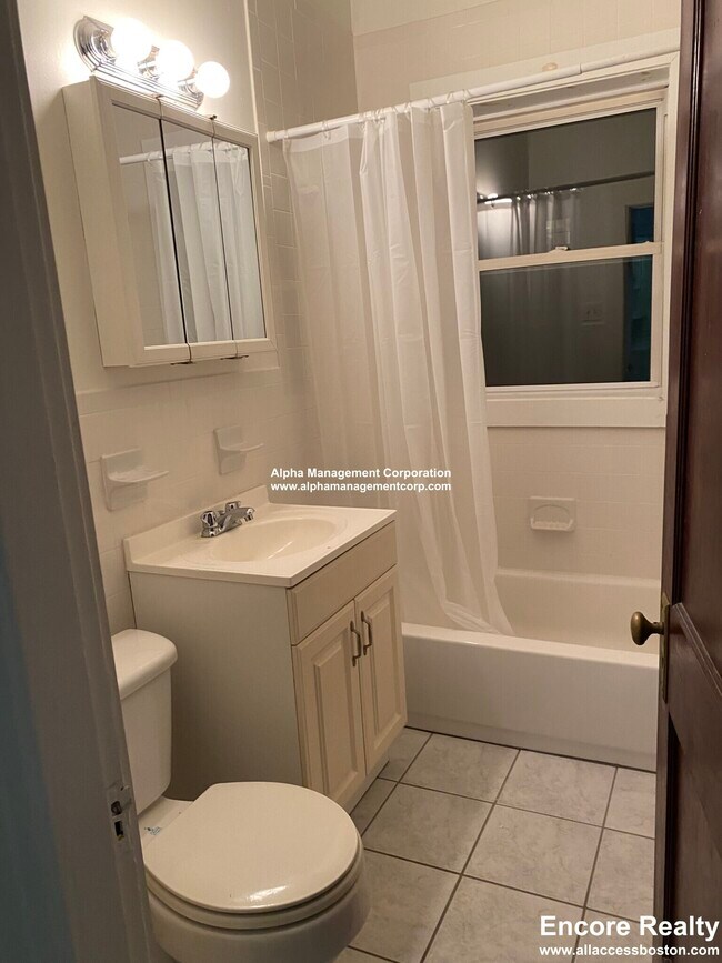 163 Summer St unit 25, Somerville, MA 02143 - photo 6