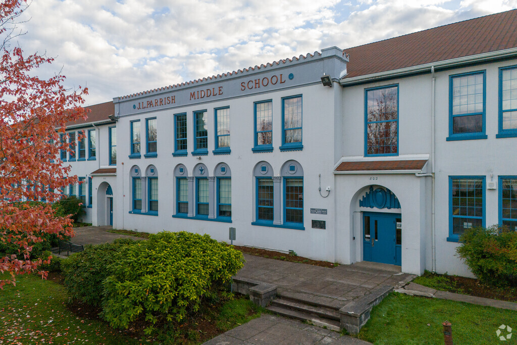 Parrish Middle School is a public school located in Downtown Salem.