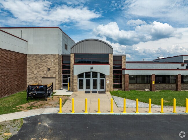 Preston High School has an overall rating of a C- on Niche.