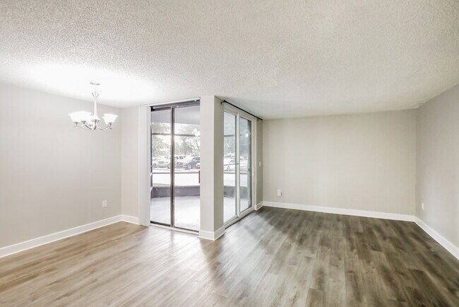 Verabella Falls, Miami, FL 33193 - photo 3