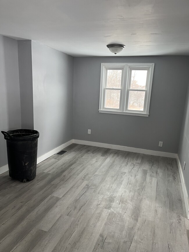 61 Brehm Rd, Washington, PA 15301 - photo 2