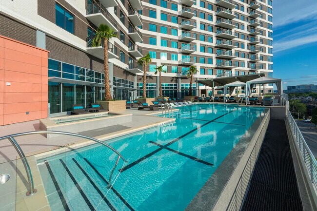 2121 Holcombe Blvd unit ID1359141P, Houston, TX 77030 - photo 6