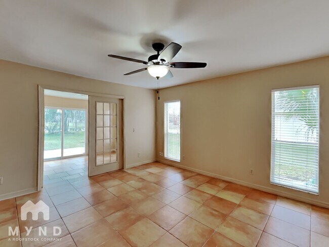 1938 Blue Fox Ct, Orlando, FL 32825 - photo 6