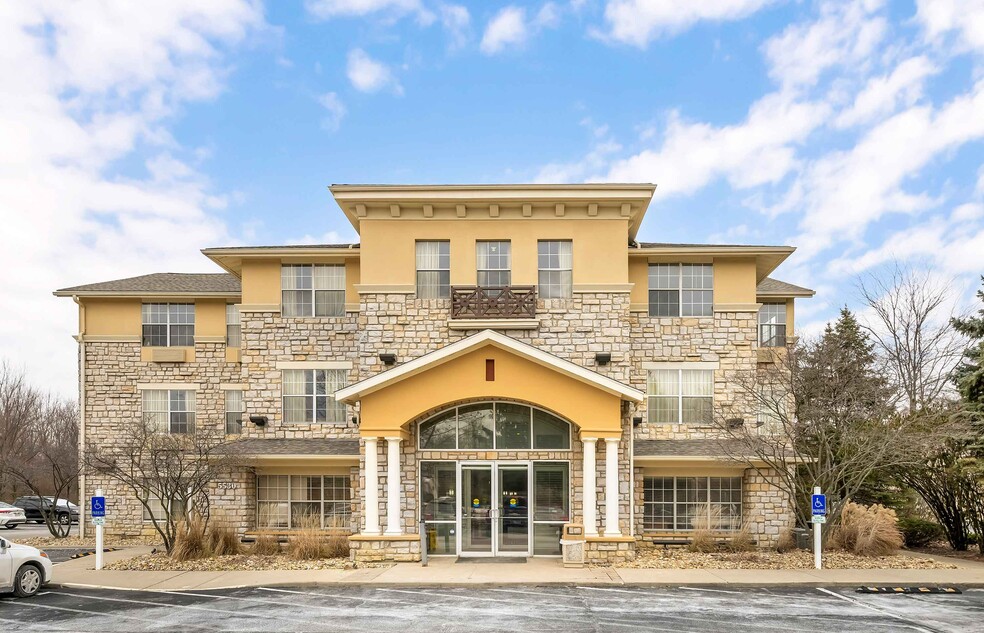 Furnished Studio-Columbus - Tuttle