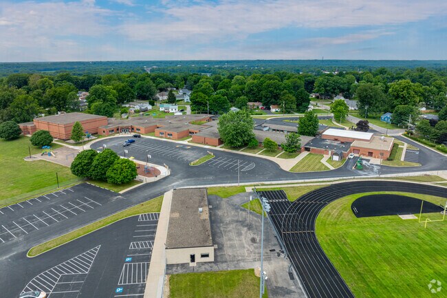 Teachers at Delphi Community Elementary School receive an A- grade from Niche.