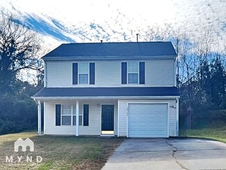 10922 Olde English Dr, Charlotte, NC 28216