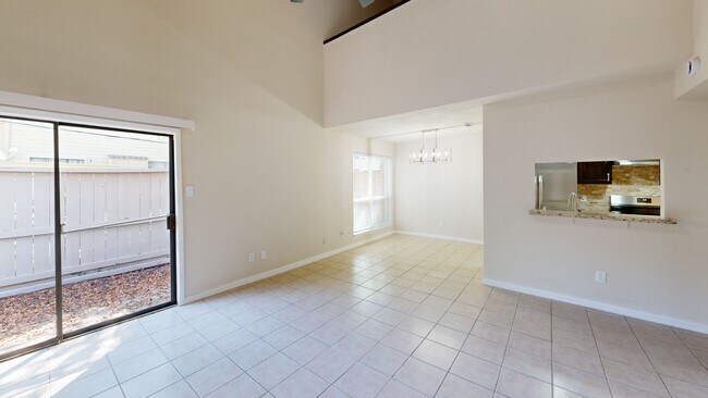 9465 Pagewood Ln unit 9465, Houston, TX 77063 - photo 2