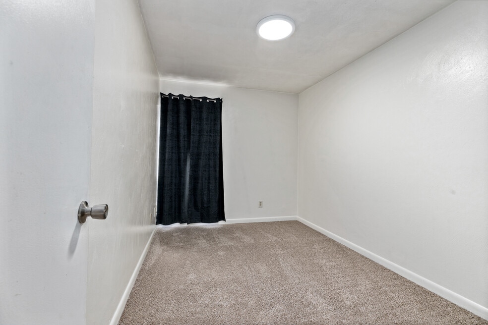 1378 Bradley Dr unit 1, Harrisonburg, VA 22801 - photo 1