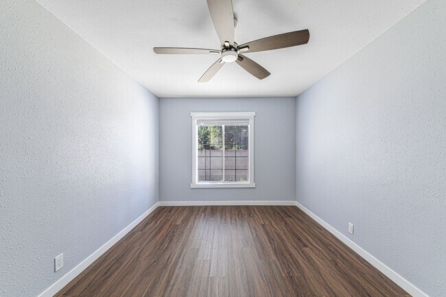 11859 207th St unit 11859.25, Lakewood, CA 90715 - photo 6