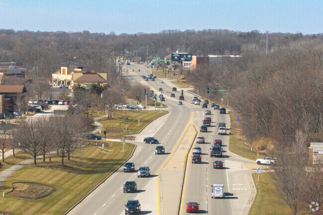 Kildeer locals rely on personal vehicles to run errands and commute to work.