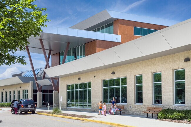 Willam Farms Recreation Center has indoor and outdoor spaces for active family fun.