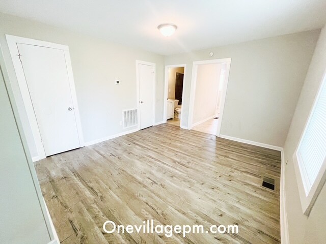 909 Harris St, Burlington, NC 27217 - photo 5