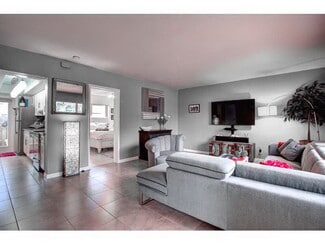 3213 Colony Club Rd Unit 2E, Pompano Beach, FL 33062