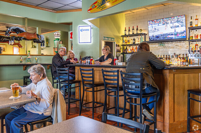Hopper's Pike Street Grille serves West Goshen tasty dishes like prime rib and frog legs.