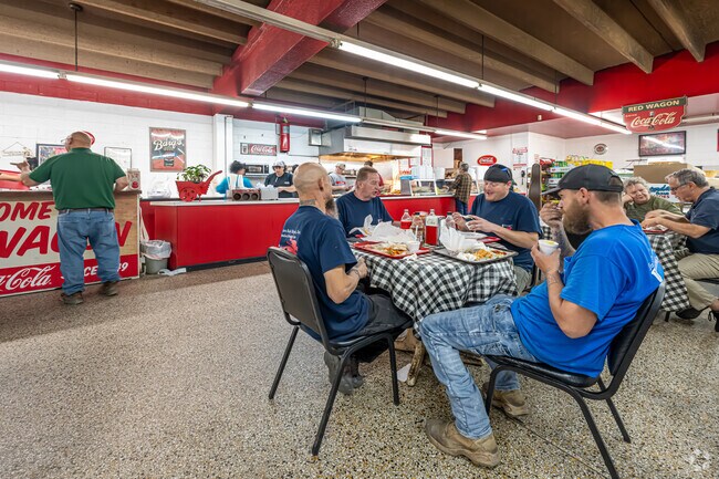 The Red Wagon in Harahan keeps a steady lunch crowd each day.