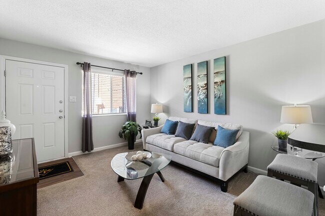 Ridgewood - Students save up to 10%!, Carrboro, NC 27510 - photo 4