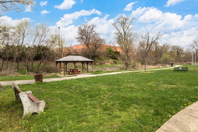 War Memorial Park in Willow Grove offers shaded picnic space for relaxed meals.