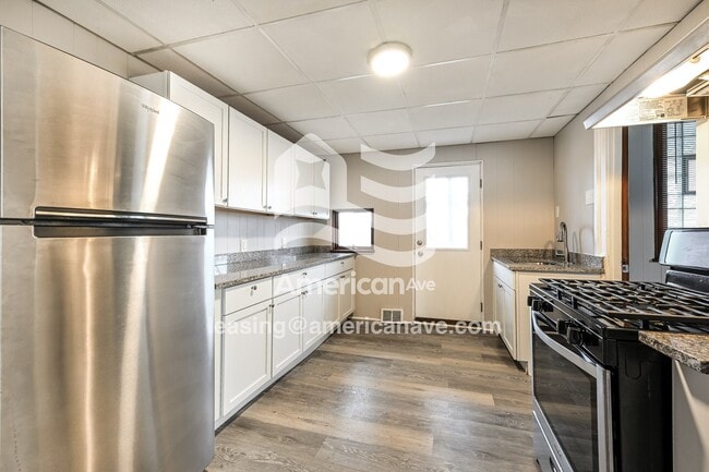 726 Grandview Ave, East Pittsburgh, PA 15112 - photo 6