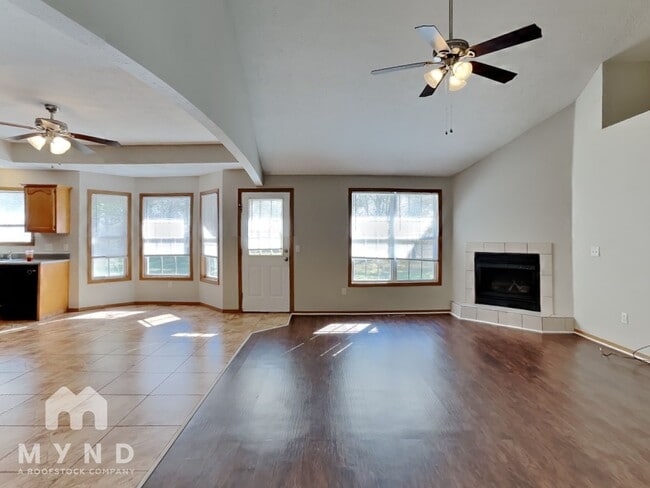 706 W Snider St, Ozark, MO 65721 - photo 6