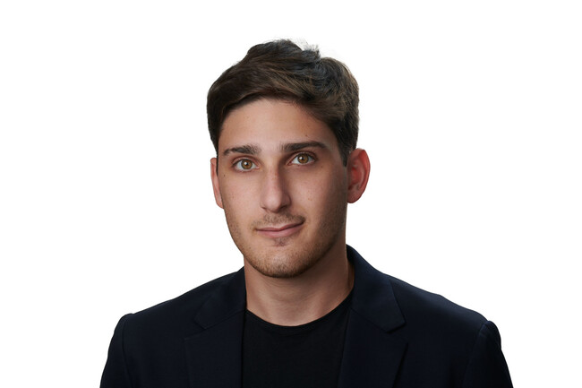 Agent Photo