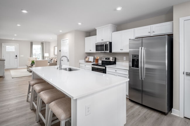 4541 Briarhaven Dr unit 36924581, Fredericksburg, VA 22408 - photo 2