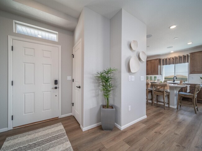 21927 E 51st Dr, Aurora, CO 80019 - photo 4