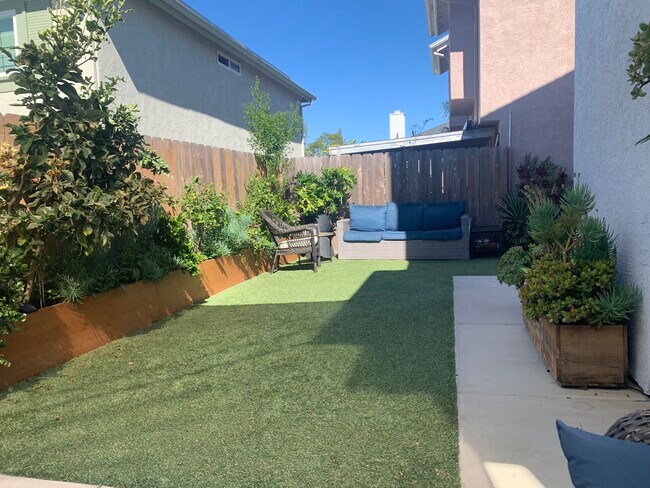 2406 Maravilla Way, Oceanside, CA 92056 - photo 6