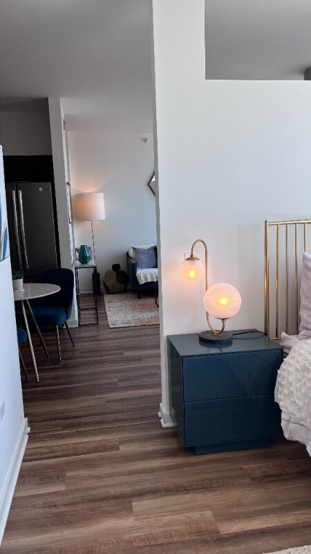 853 W Blackhawk St, Chicago, IL 60642